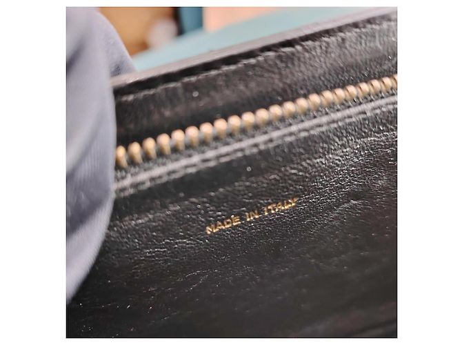 Borsa a tracolla Chanel in pelle di agnello nera con nappe - vista 11
