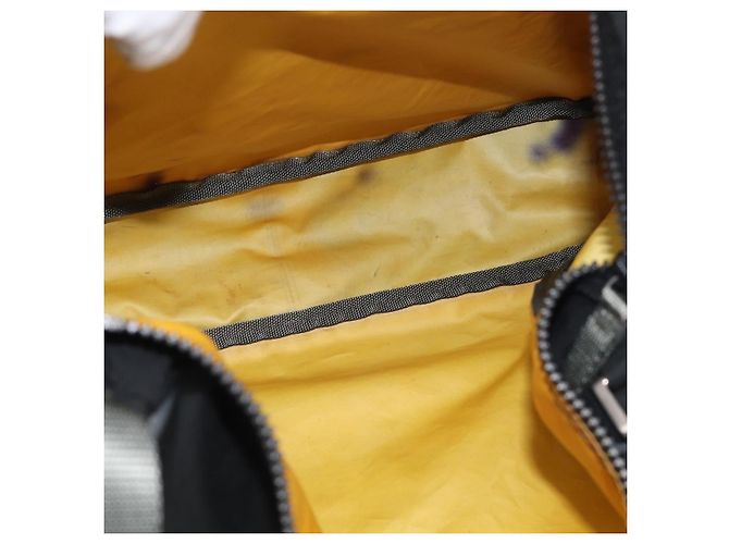 Bolso de Hombro PRADA Nylon Negro Plata Auth 211044A - Jerrillo - vista 10