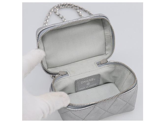 CHANEL Matelasse Chain Shoulder Vanity Pouch Caviar Skin 2way CC Auth 208451SAM - Jerrillo - vista 17