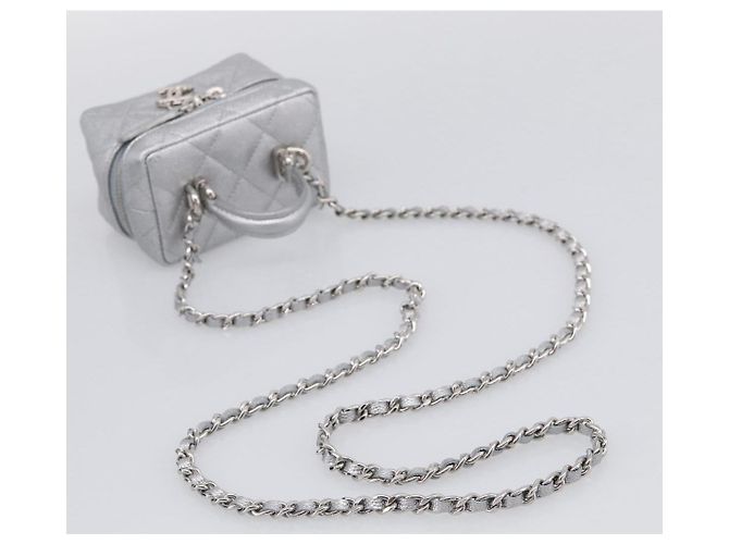CHANEL Matelasse Chain Shoulder Vanity Pouch Caviar Skin 2way CC Auth 208451SAM - Jerrillo - vista 9