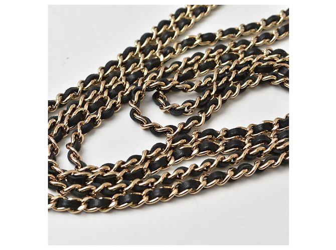 Borsa a tracolla Chanel Matelasse con catena - vista 10