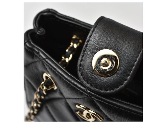 Borsa a tracolla Chanel Matelasse con catena - vista 11