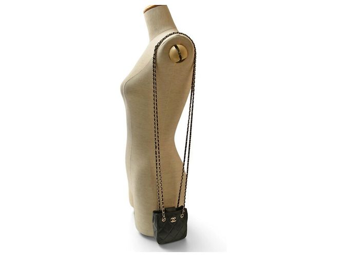 Borsa a tracolla Chanel Matelasse con catena - vista 3