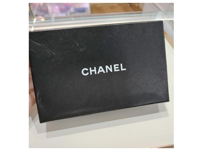 Cartera Chanel de piel negra - vista 14