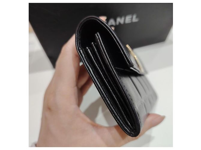 Cartera Chanel de piel negra - vista 4