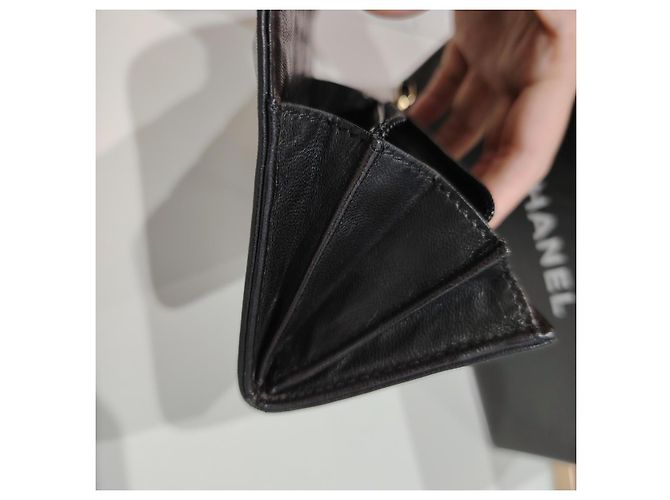 Cartera Chanel de piel negra - vista 5