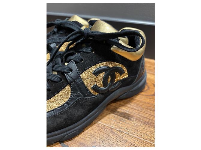 Baskets Chanel CC Logo en daim et paillettes - vue 10