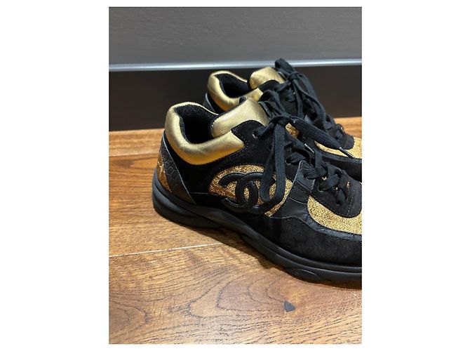 Baskets Chanel CC Logo en daim et paillettes - vue 8