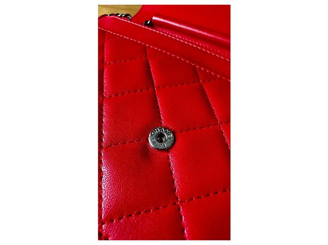 Borsa Chanel Wallet On Chain in pelle rossa - vista 6