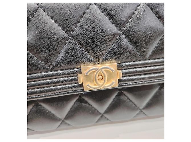 Cartera Chanel Boy de piel negra - vista 12