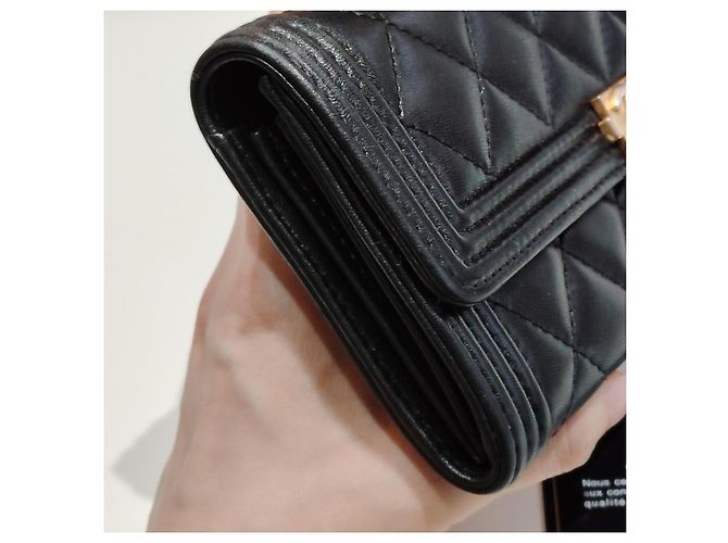 Cartera Chanel Boy de piel negra - vista 3