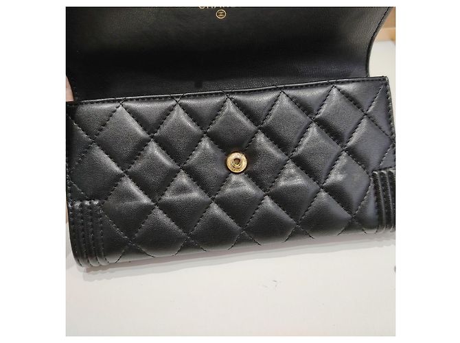 Cartera Chanel Boy de piel negra - vista 9