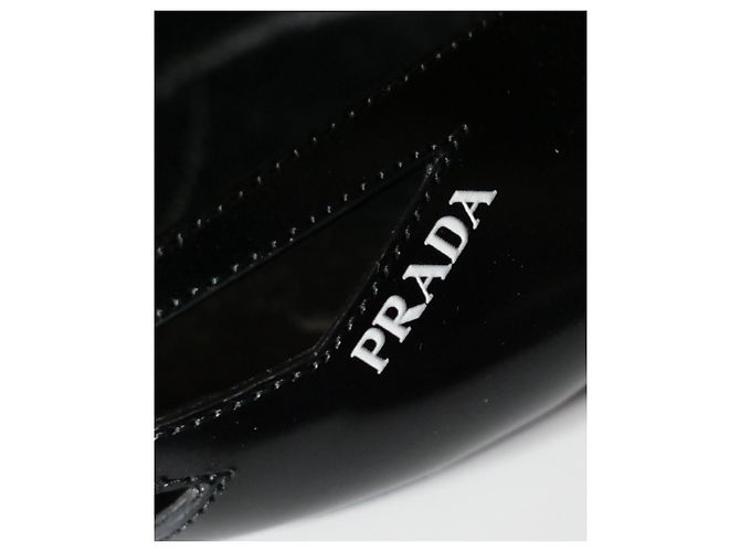 Prada Ballerine a Punta in Pelle Nera con Ritagli - vista 4