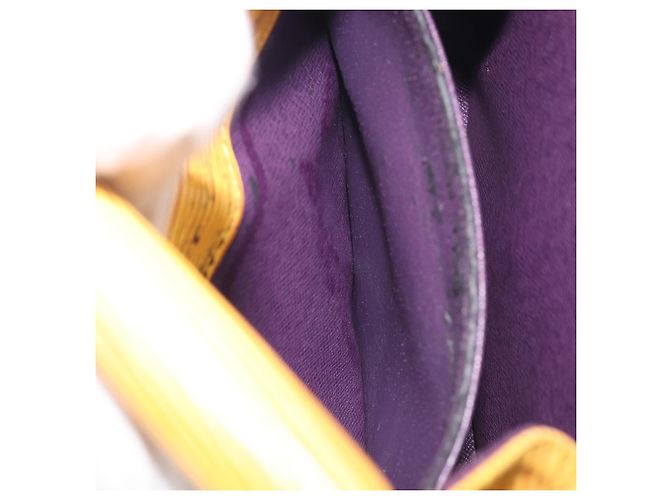 Saint-Cloud LOUIS VUITTON Epi Saint Cloud PM Shoulder Bag Yellow M52219 LV Auth ep17048A - Jerrillo - vue 10