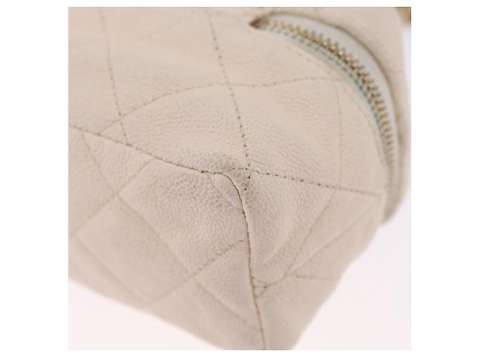 CHANEL Matelasse Vanity Chain Shoulder Pouch Caviar Skin White CC Auth 207090V - Jerrillo - vista 19