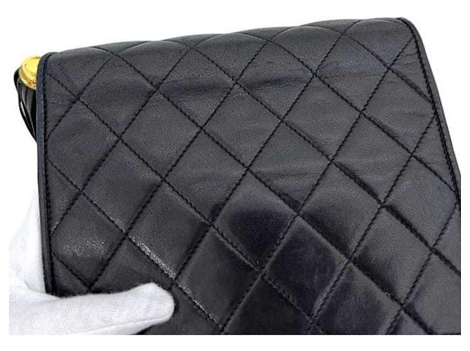 Borsa a tracolla con catena Chanel in pelle di agnello nera - vista 7