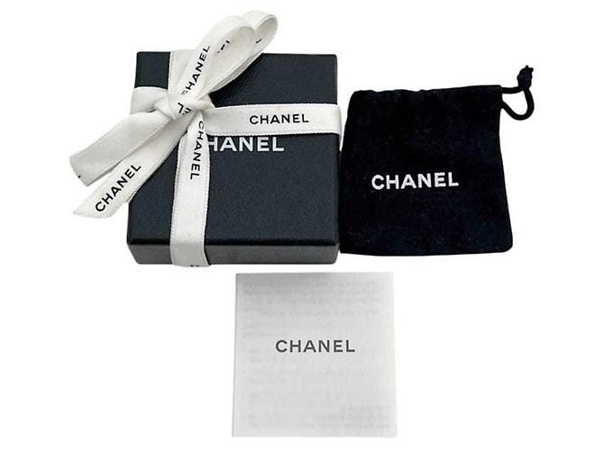 Colar Chanel Prateado com Strass - vista 10