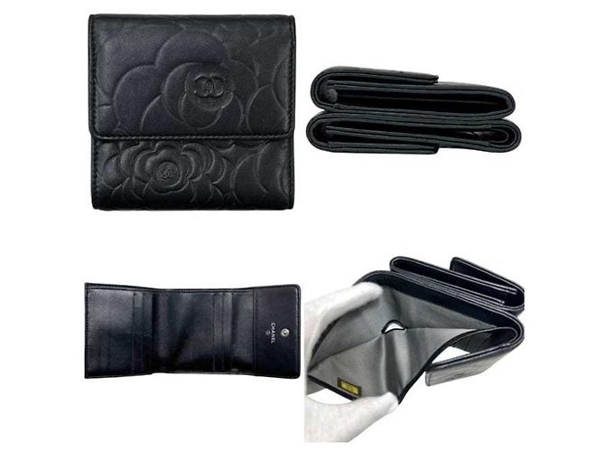 Cartera tri-fold Chanel de piel de cordero negra - vista 2
