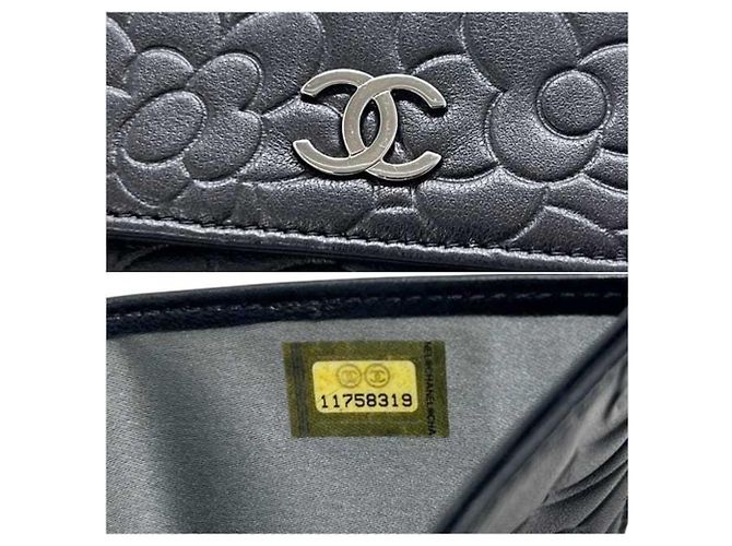 Cartera tri-fold Chanel de piel de cordero negra - vista 3