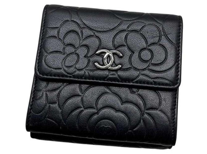 Cartera tri-fold Chanel de piel de cordero negra - vista 8