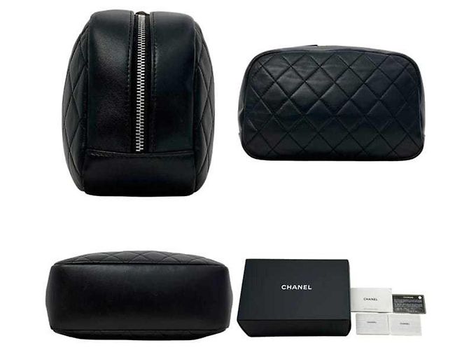 Chanel Matelassé 2 Pouch - vue 2