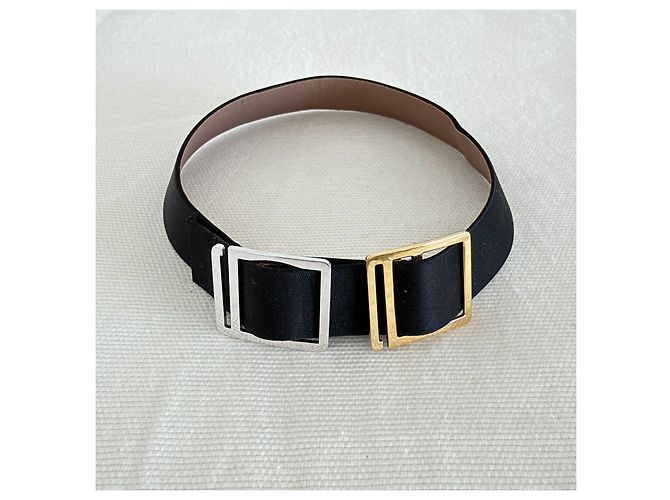 Van Cleef & Arpels Frivole Choker in Raso Nero - vista 3