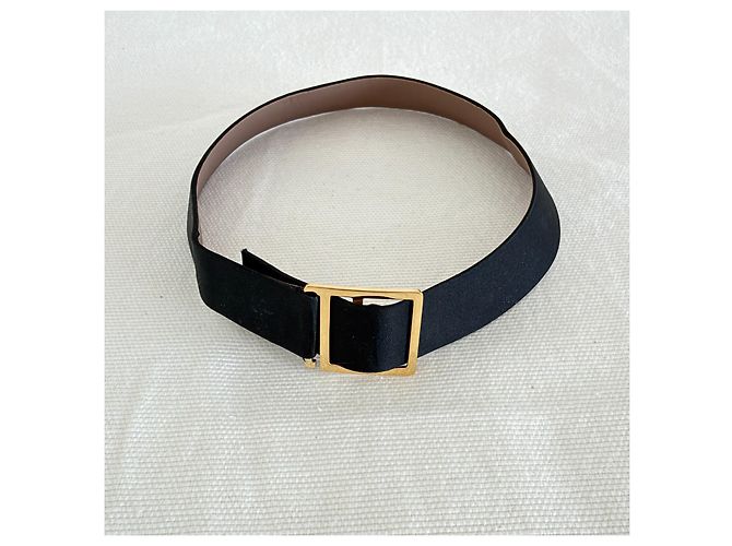 Van Cleef & Arpels Frivole Choker in Raso Nero - vista 4