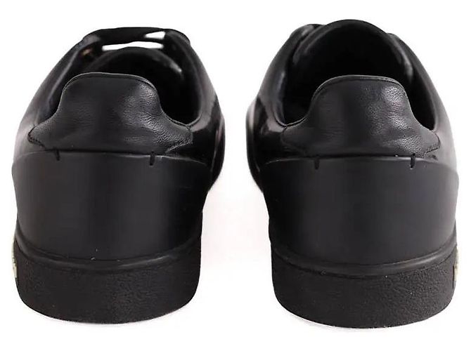 Sneakers Louis Vuitton in pelle nera - vista 2
