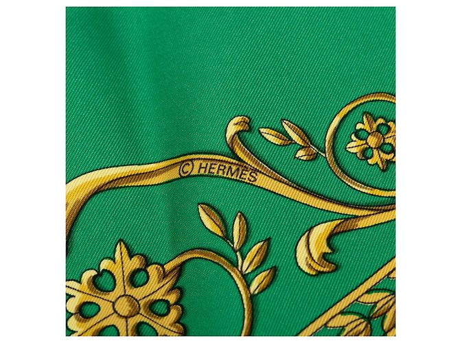 Foulard di seta Hermès La Promenade de Longchamps Bianco 90 - vista 2