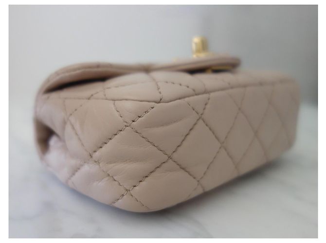 Timeless Chanel Classique Micro Borsa in Pelle Matelassé Beige - vista 14