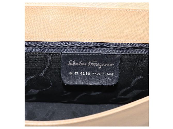 Salvatore Ferragamo Shoulder Bag Leather Beige Silver Auth ka6906 - Jerrillo - vista 12
