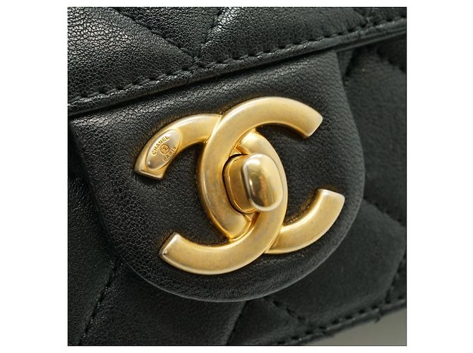 Chanel Lambskin Matelasse Chic Pearls Small Flap Bag - view 12