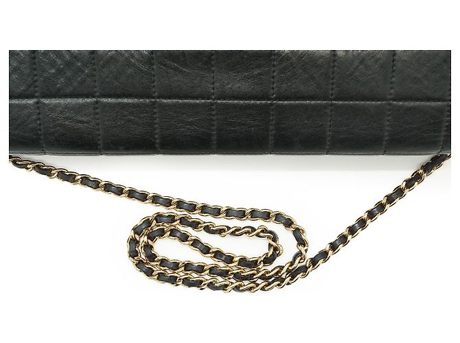 Chanel Borsa a tracolla con catena East West Chocolate Bar in pelle d'agnello - vista 9