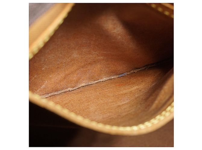 Louis Vuitton Monogram Speedy 35 in tela marrone e pelle - vista 15