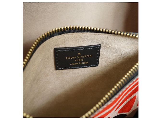 Néonoé Louis Vuitton Monogram Giant Crafty NeoNoe MM Creme Rouge - vista 15
