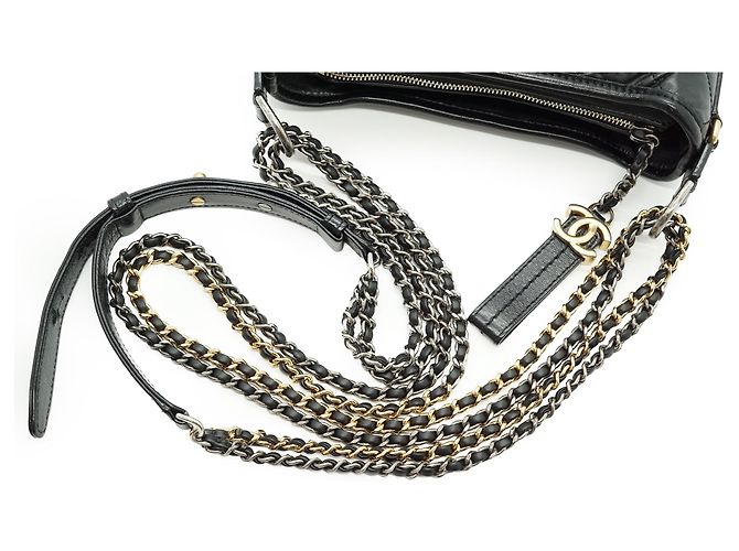 Chanel Sac hobo Gabrielle petit modèle en cuir de veau avec chaîne - vue 10