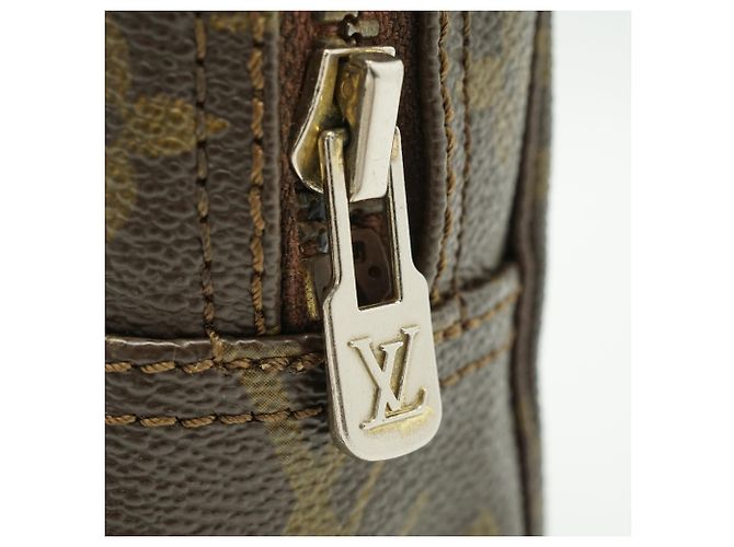 Louis Vuitton Vintage Monogram Trousse Toilette 23 - vue 9