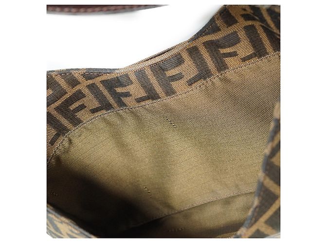 Sac Hobo Fendi Zucca Marron Cuir et Toile - vue 12