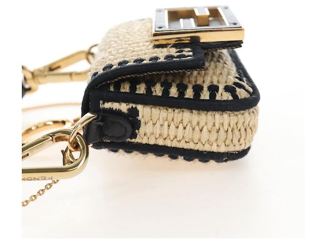 FENDI Nano Bucket Charm Hand Pouch Charm Raffia 2way Beige Gold Auth 207075M - Jerrillo - vista 3