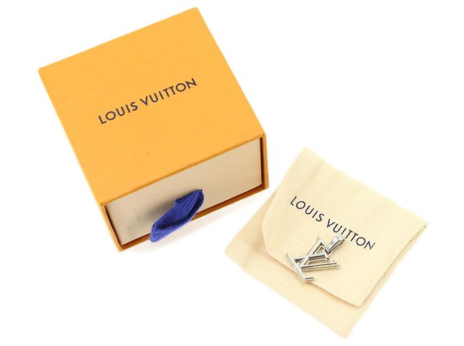 Pendente Louis Vuitton LV Dimension Charm - vista 2