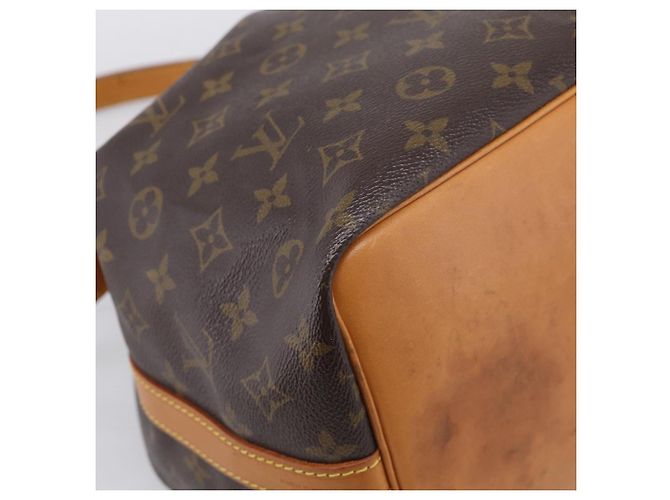 LOUIS VUITTON Monogram Petit Noe Shoulder Bag M42226 LV Auth 205455V - Jerrillo - vue 17