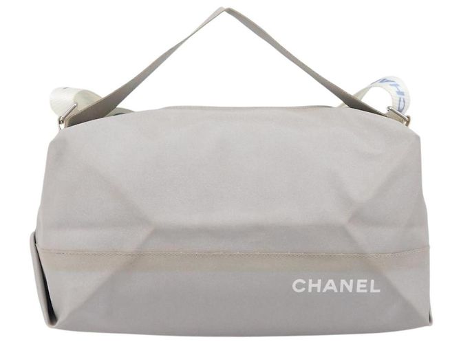 CHANEL Sports Line Shoulder Bag Nylon Gray Silver CC Auth bs37611 - Jerrillo - vista 13