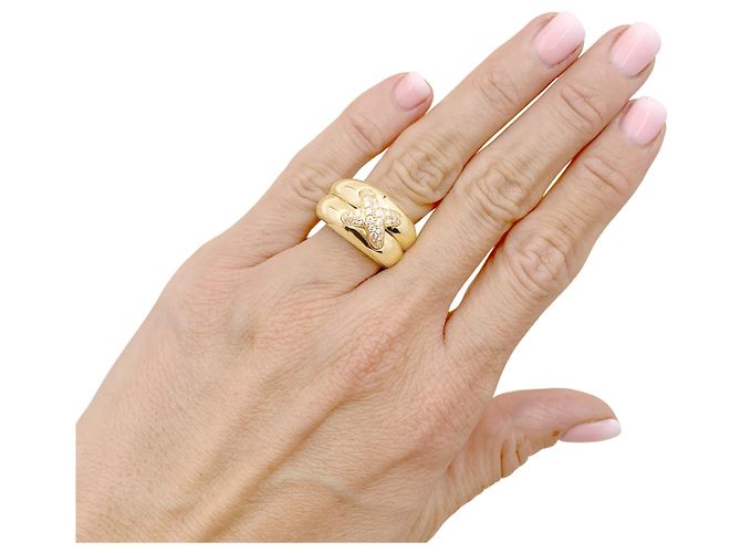 Anello Chaumet "Liens" in oro giallo e diamanti. - vista 6