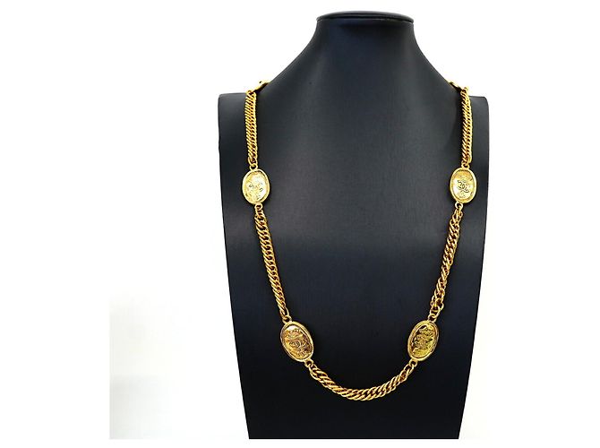 Collier ovale Chanel Coco Mark Crown - vue 6