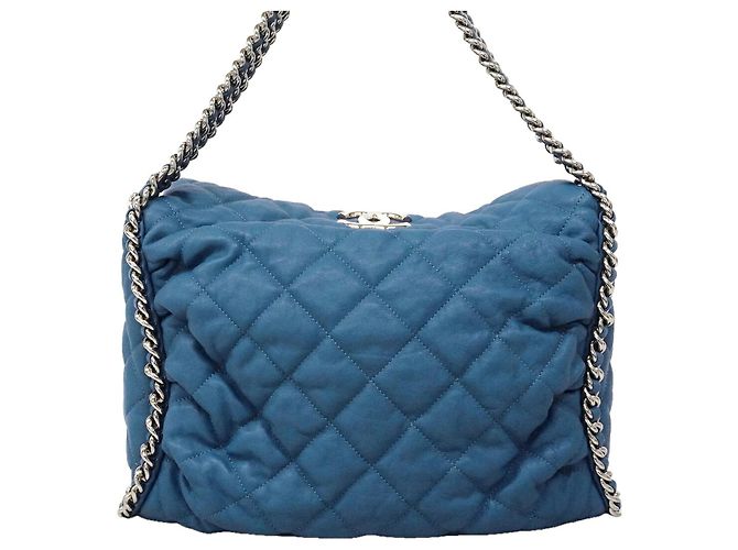 Chanel Matelassé Schultertasche mit Kette - Ansicht 9