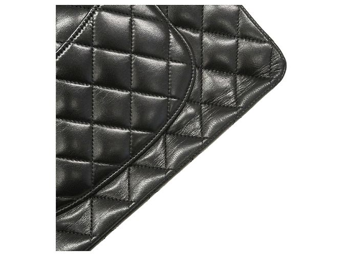 Sac à épaule Chanel Matelassé - vue 10