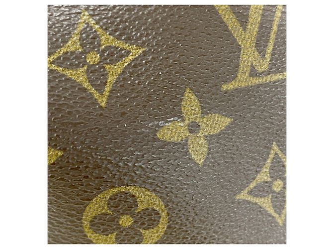 Louis Vuitton Boston Monogram Keepall 45 - vue 11