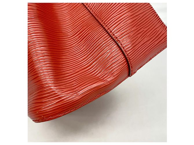 Néonoé Sac à main Louis Vuitton Epi NeoNoe M54365 Blue Coquelicot - vue 11