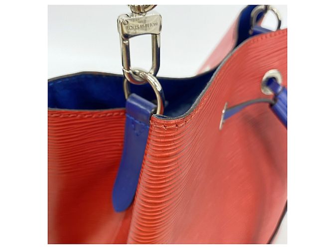 Néonoé Sac à main Louis Vuitton Epi NeoNoe M54365 Blue Coquelicot - vue 9