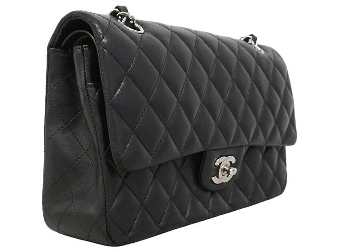 Borsa a tracolla Chanel Matelassé in pelle nera - vista 2